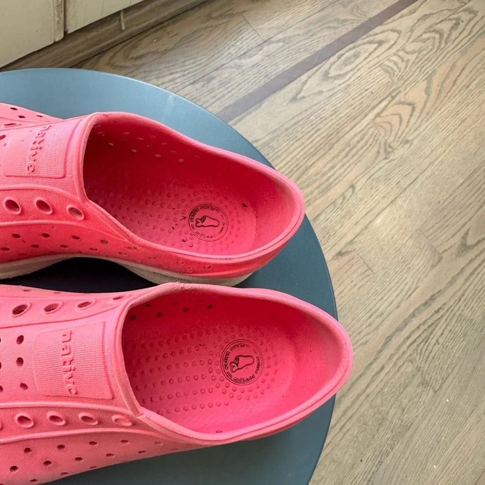 Native Pink Water‎ Shoes Lightweight Perforated Design